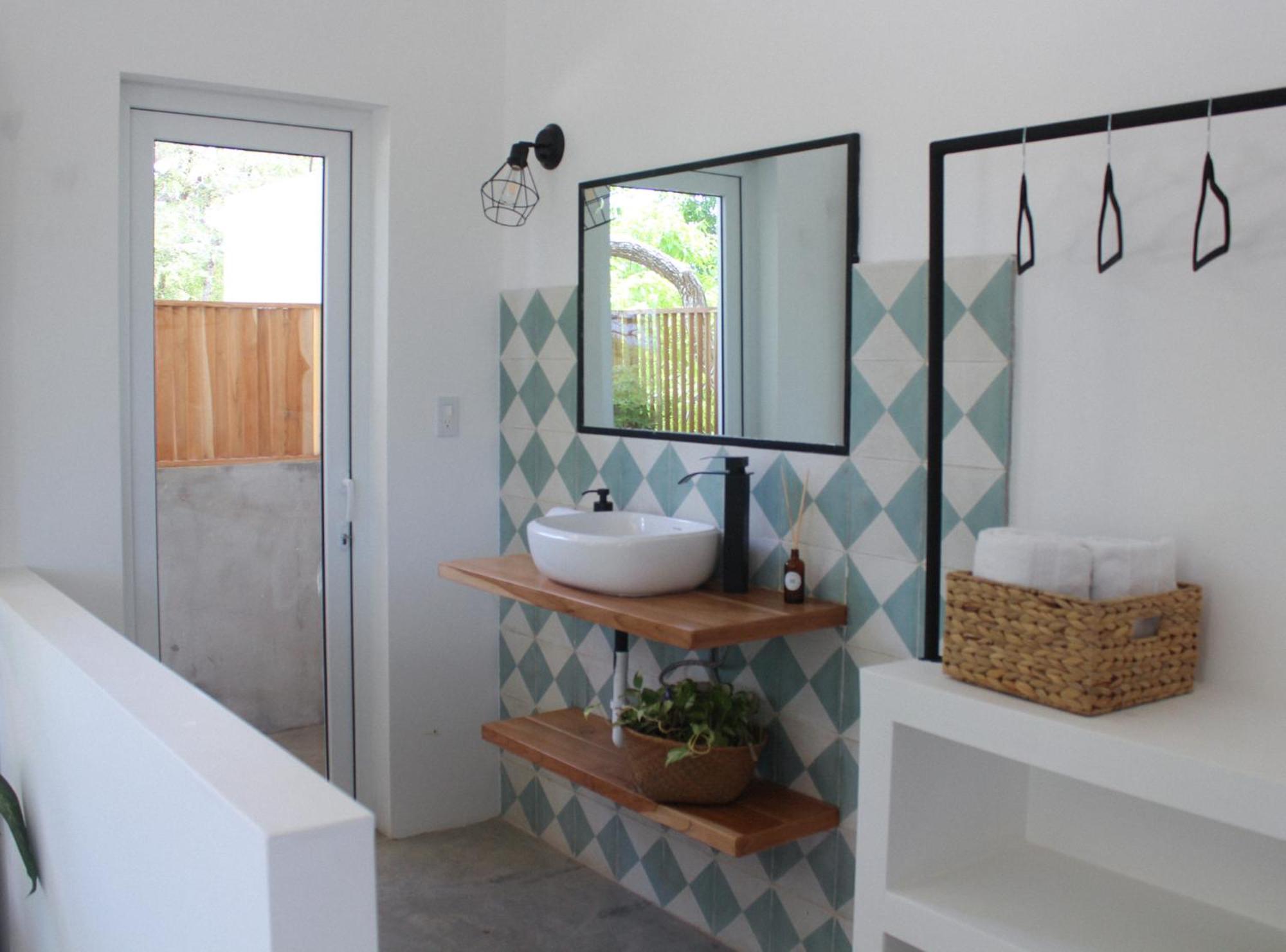 Waves & Wifi - Coworking & Coliving Space In Popoyo Salinas Exteriör bild